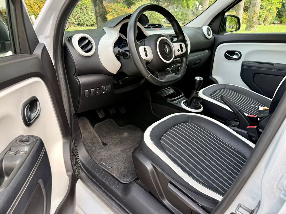 Renault Twingo 1.0 SCe Intens