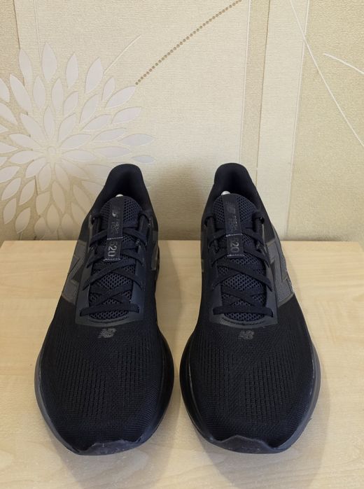 Чоловічі кросівки New Balance 520 v9 оригінал розмір 45