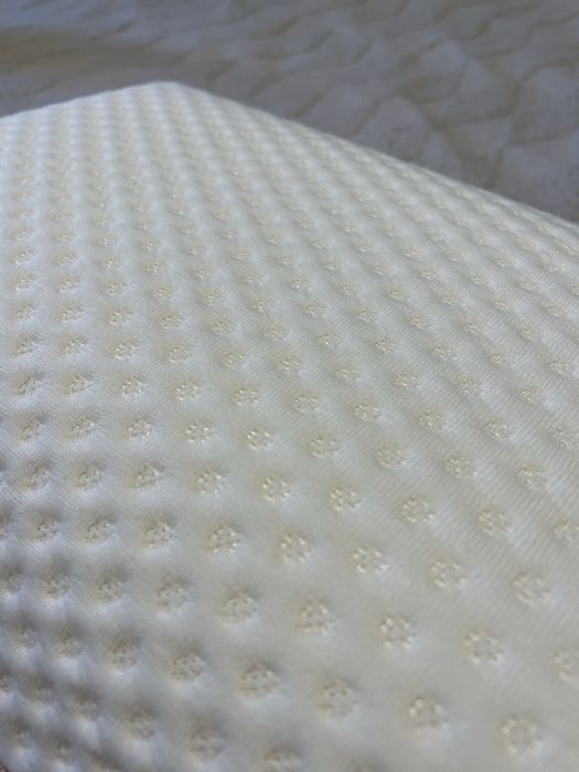 Подушка ортопедична з ефектом памяті highfoam noble pillows sweeten mini