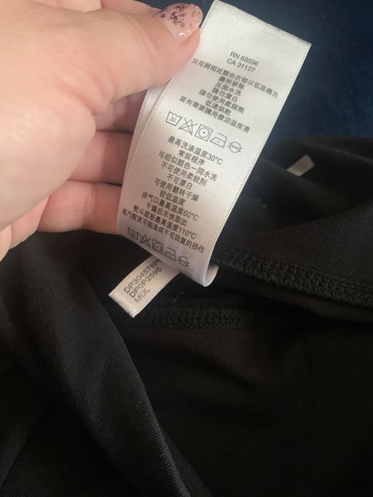 DKNY leginsy czarne sportowe z lampasami