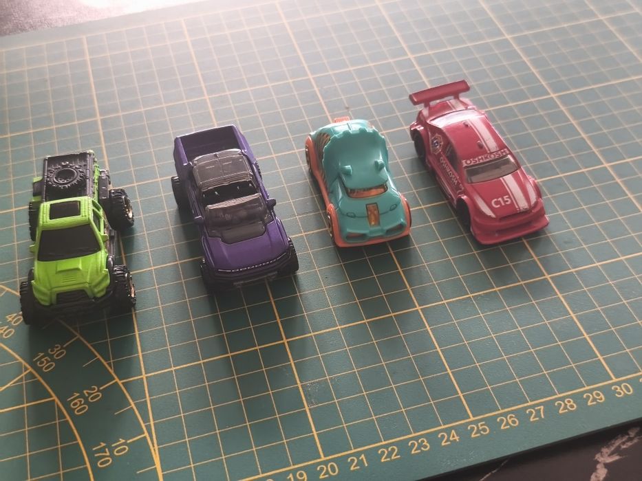 Resoraki Hotwheals matchbox