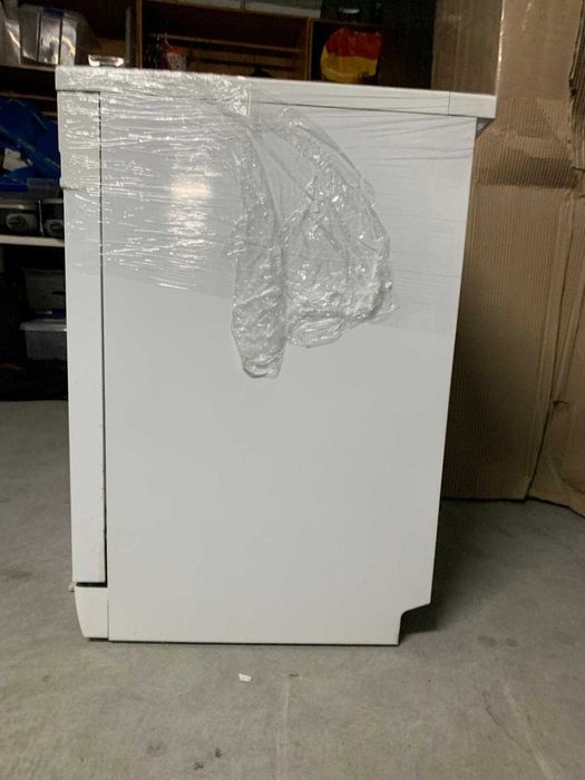 Máquina de lavar loiça Hisense quase nova (3 meses de uso) – impecável