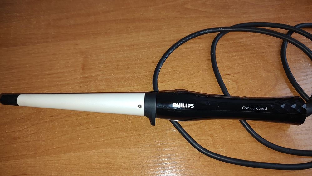 Плойка для волосся керамічна Philips HP8618