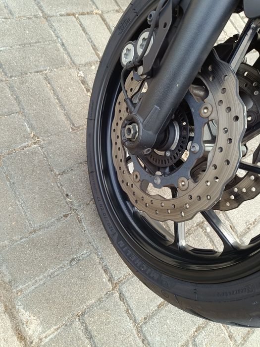Mota Yamaha MT-07 Acrapovic