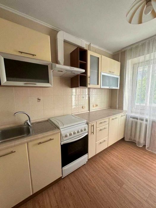 Оренда затишної квартири, вул. Миколайчука