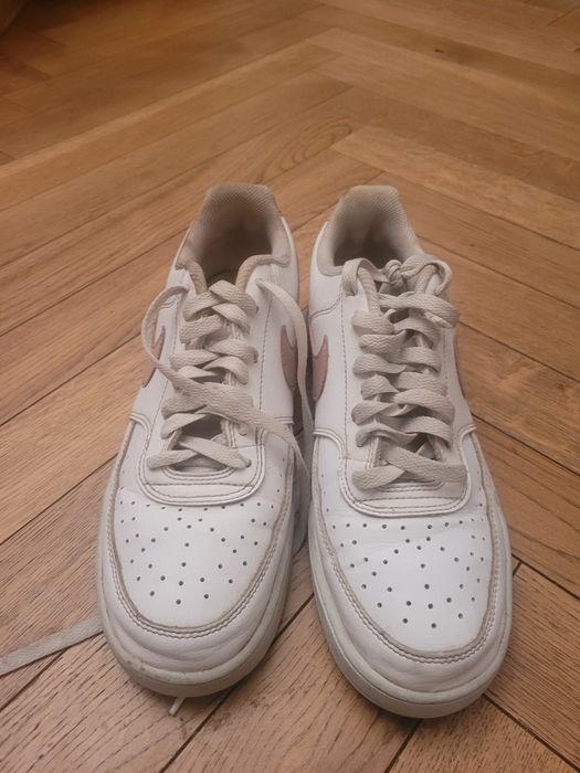 Używane Nike rozm 40.5