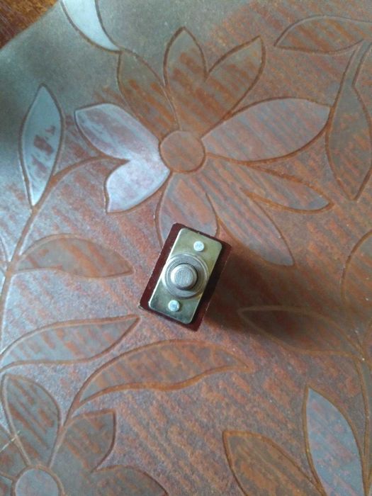 Кнопки, тумблера, микропереключатели разные