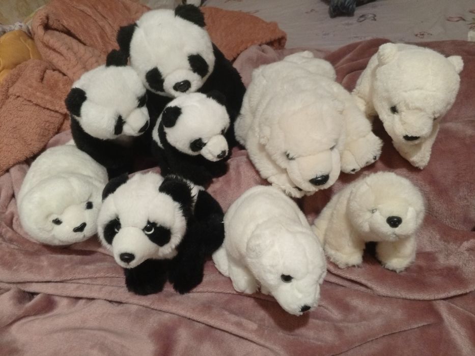 Реалістичні м'які іграшки