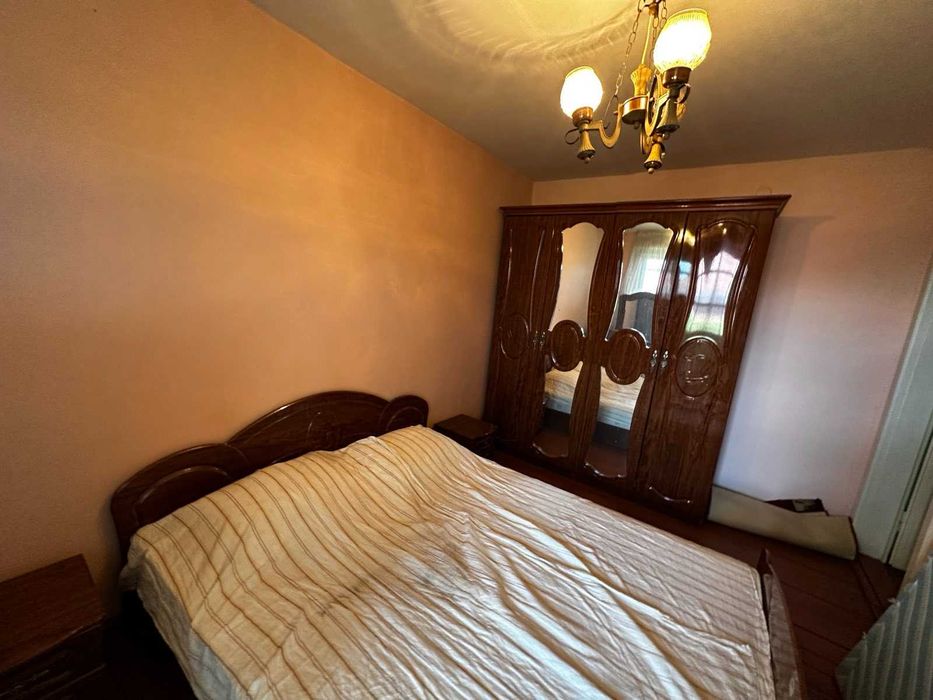 Продається 2 кімнатна квартира в м. Тячів