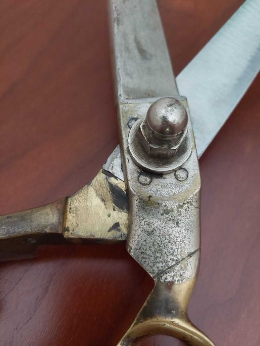 Tesoura de Alfaiate – Antiga, Peça de Coleção