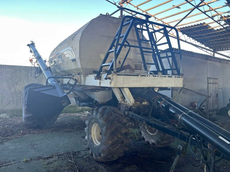 Бункер Bourgault 6350