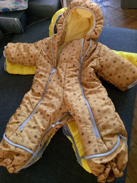 Дитячі комбінезони в гарному стані без нюансів