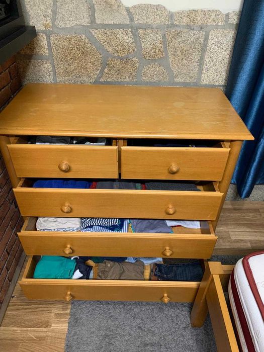 Mobilia de Quarto de Solteiro Completa – Castanho Claro