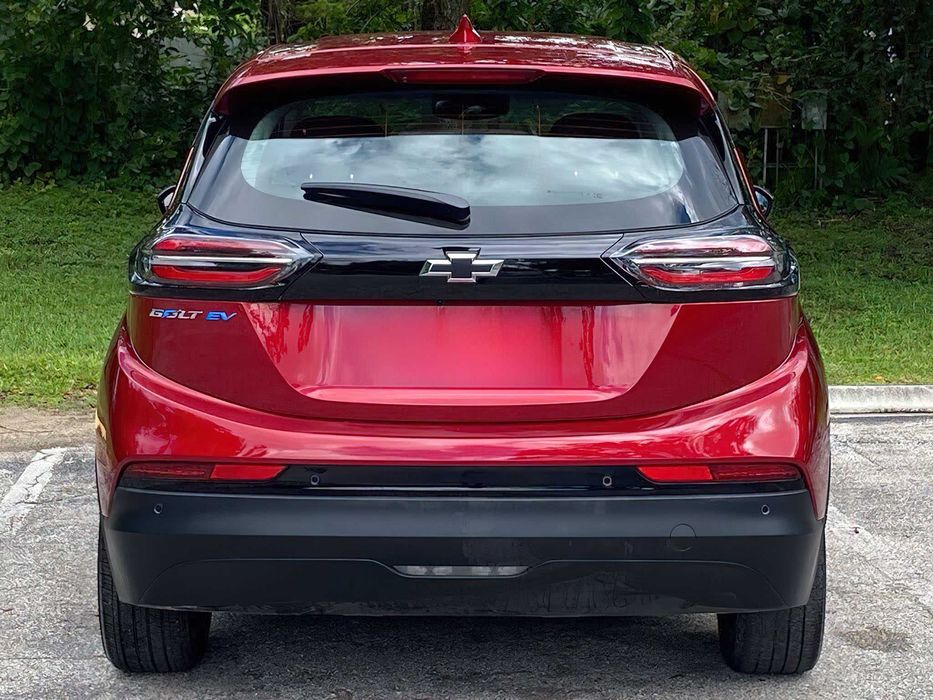 Chevrolet Bolt EV 2LT      2023