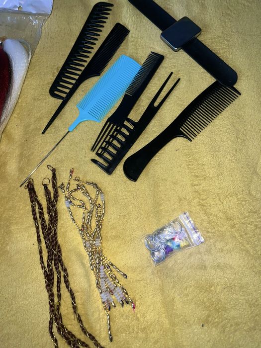 Канекалон+ в подарунок гребінці та кілечки для зачісок