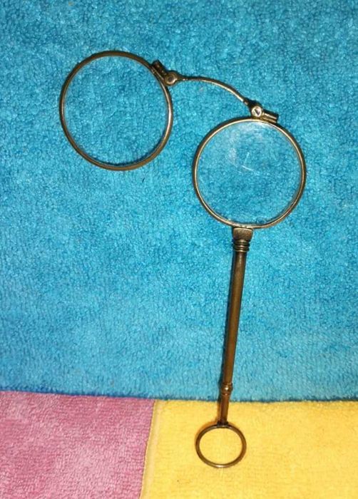 Óculos antigos dobráveis ​​para leitura, óculos Lorgnette