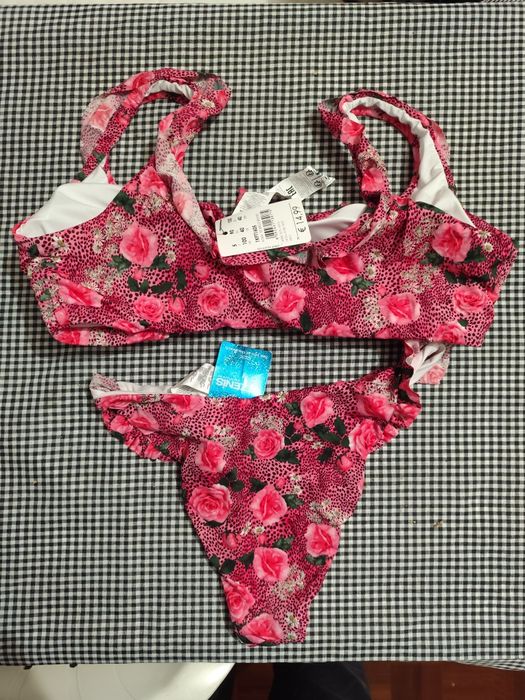 [Novo] Fato de banho com rosas