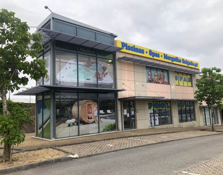 Tecnico reparaçao de jacuzzis spas hidromassagem em portigal mergulho salgado piscinas