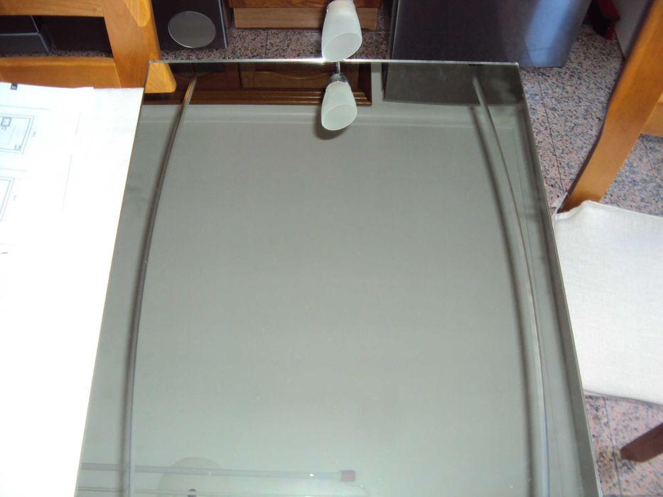 Vendo Espelho de casa de banho com luz em óptimo estado