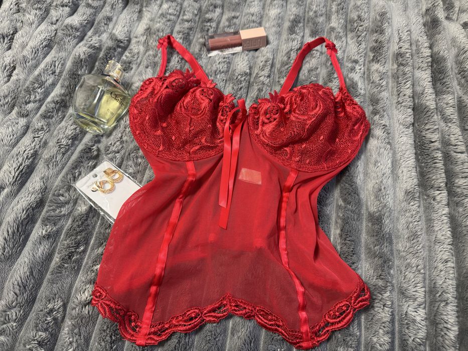 Білизна , Пенюар , Еротична білизна ,корсет червоний мережево