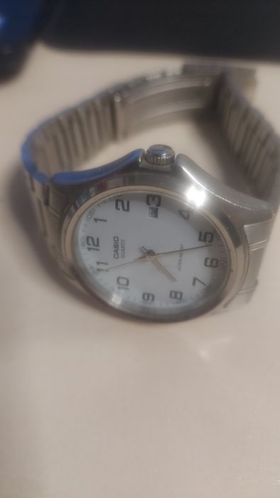 Zegarek Casio bansoleta