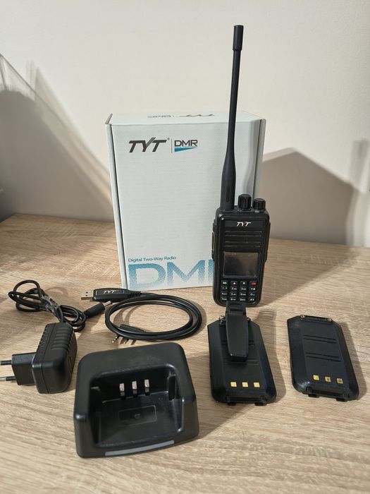 Tyt MD-UV380 DMR GPS 2xBaterie