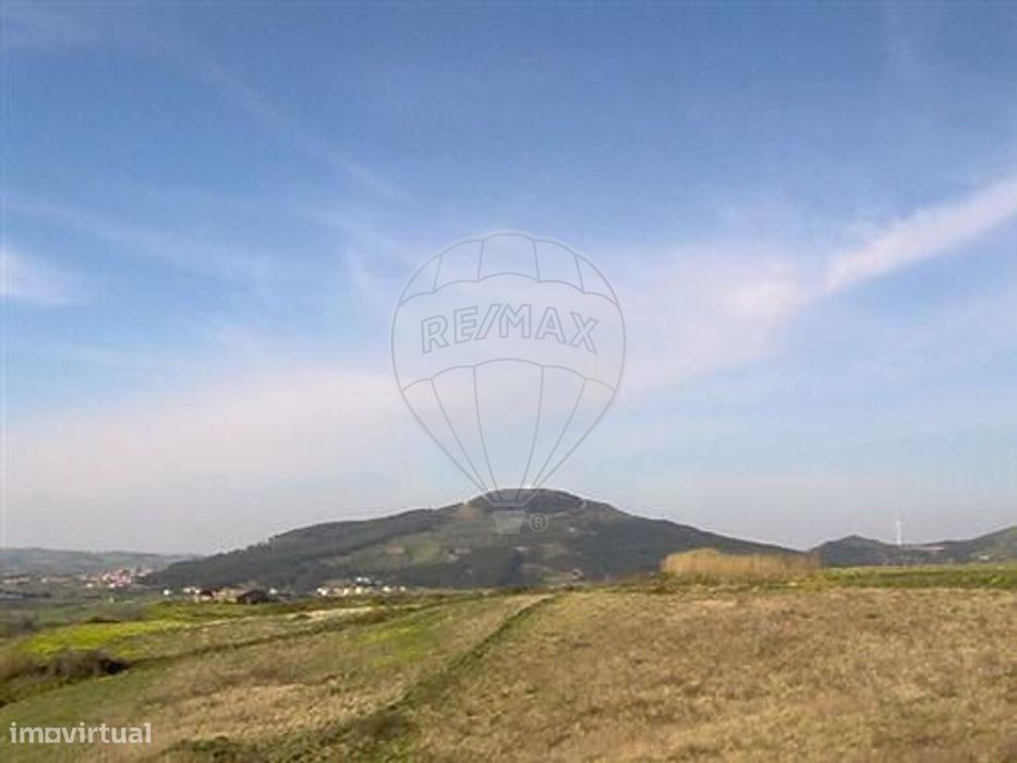 Terreno com vista fantastica — Enxara Do Bispo, Gradil E Vila Franca Do Rosário, Lisboa