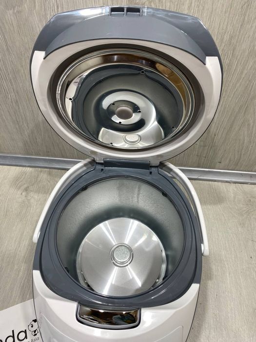 Міні-рисоварка Yum Asia Panda / мини-рисоварка