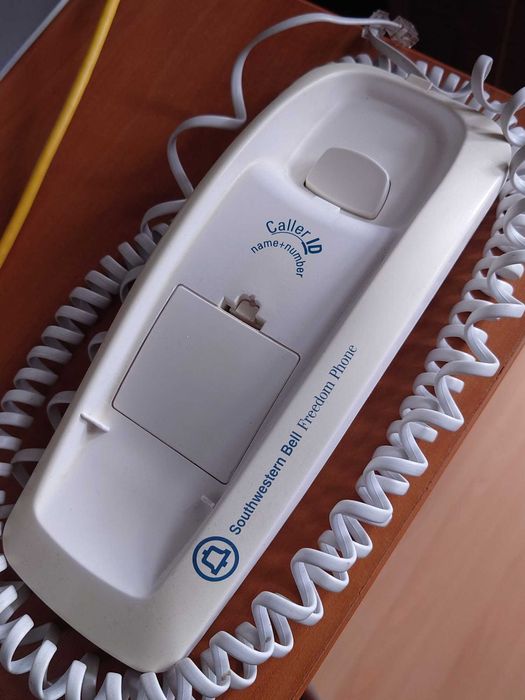 Стаціонарний телефон Southwestern Bell Freedom Phone FM2554
