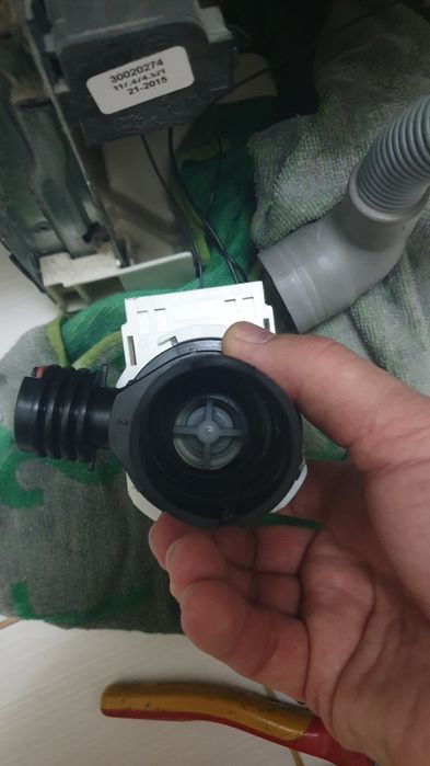 pompa spustowa do zmywarki Electrolux  ESI4610ROX