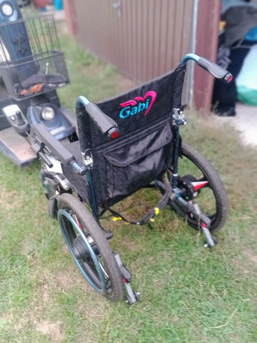 Wózek inwalidzki elektryczny