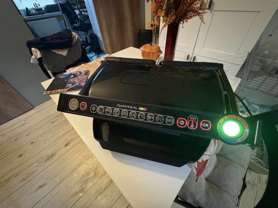 Grill elektryczny TEFAL z automatycznymi programami