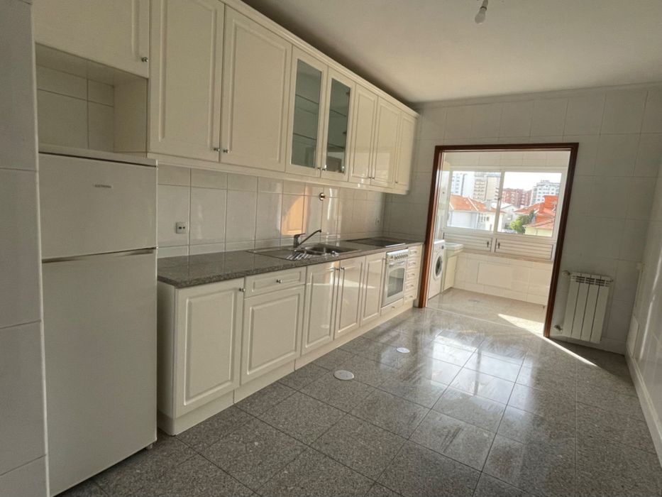 Apartamento T2 em Mafamude, Vila Nova de Gaia