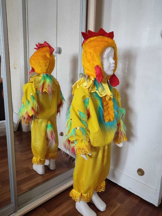 Костюмы на детские утренники (зверята, платья, персонажи)