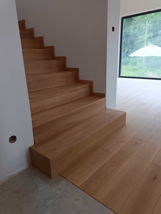 Schody drewniane na beton schody dębowe dąb jesion
