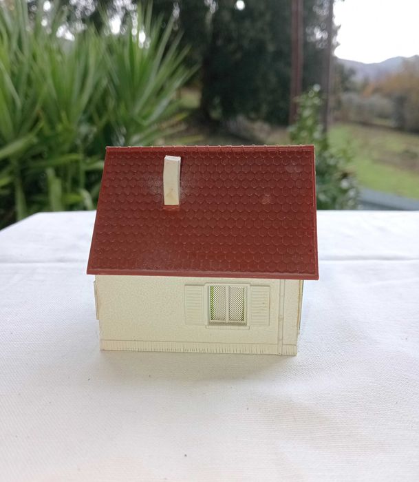 WIAD H0 1003, Casa de campo