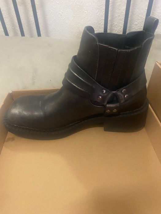 Botas glamorous novas em folha