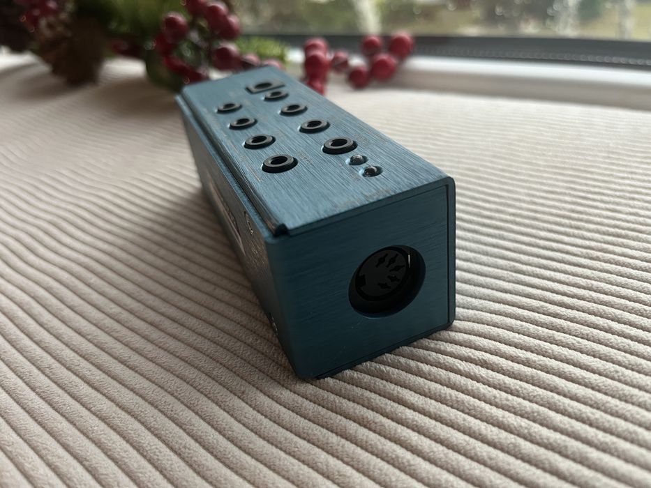 Rozdzielacz MIDI Morningstar Midi box
