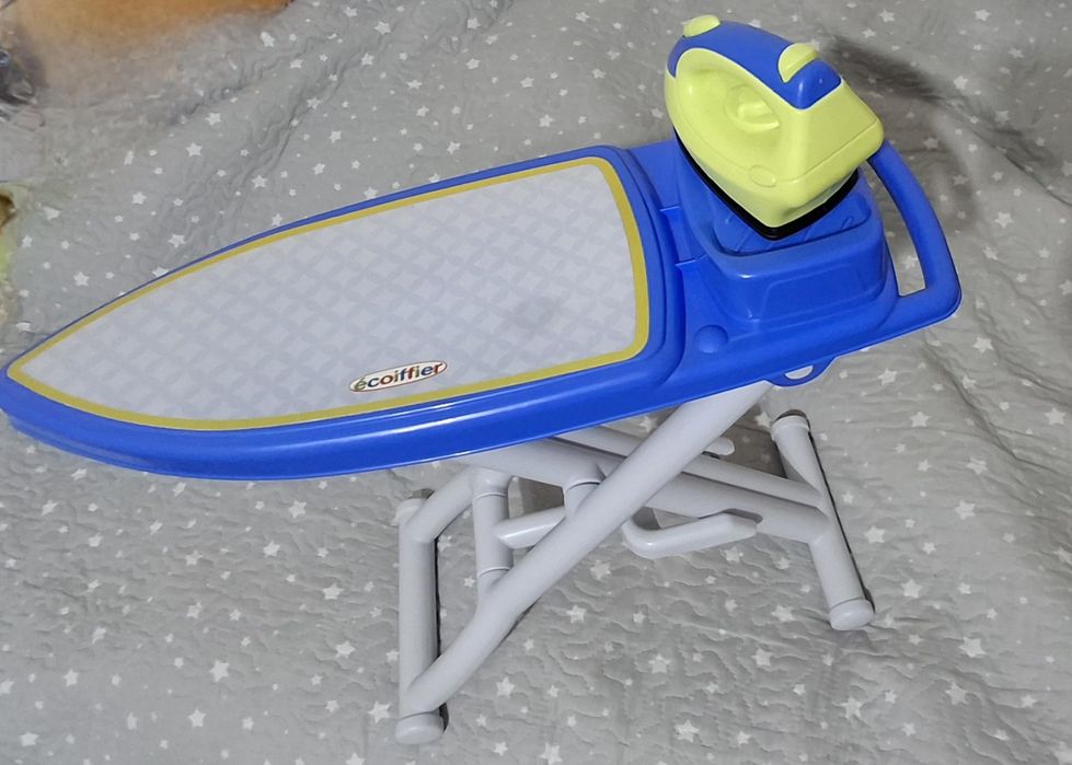 Прасувальна дитяча дошка с праскою дитяча