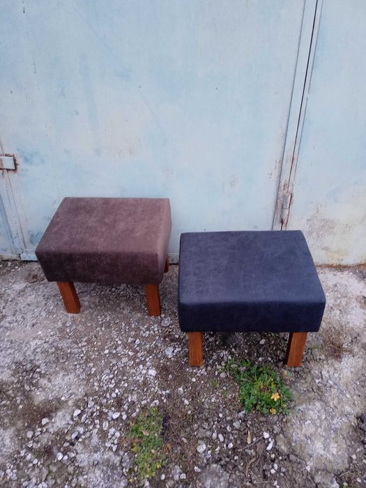 Пуф або малий стільчик