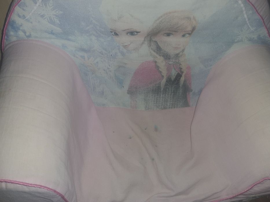 Casa pikachu peluches sofa elsa frozen