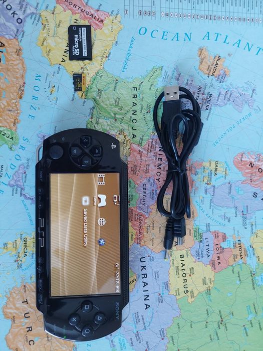 Konsola psp 1003 (1004) przerobiona 32gb 100 gier
