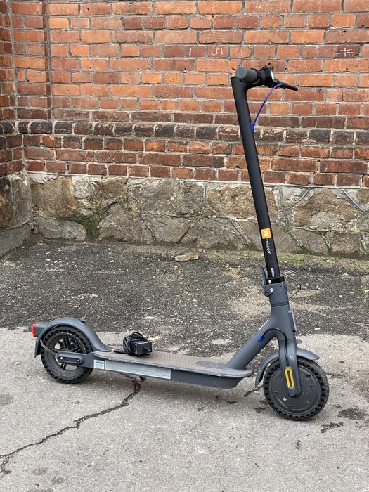 Електросамокат Xiaomi  в дуже гарному стані