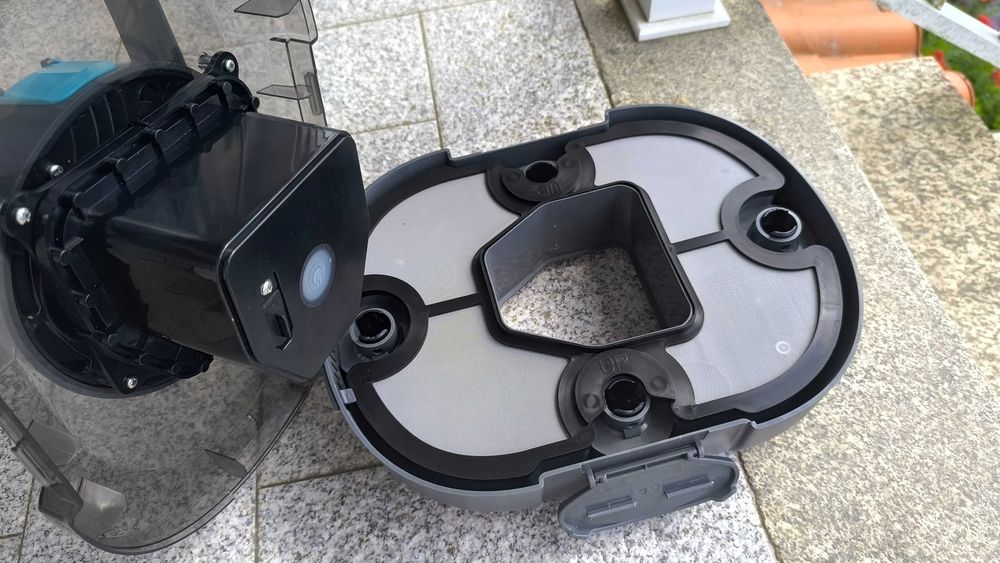Robot aspirador de piscina