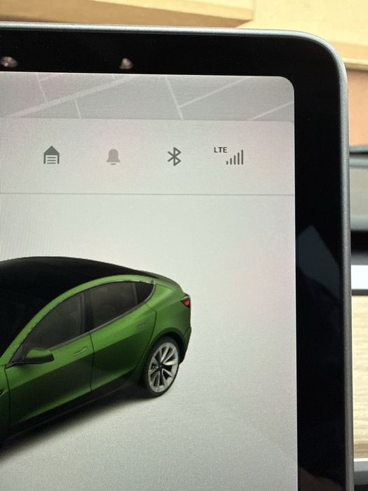 Tesla Model 3 рестайлінг 2021