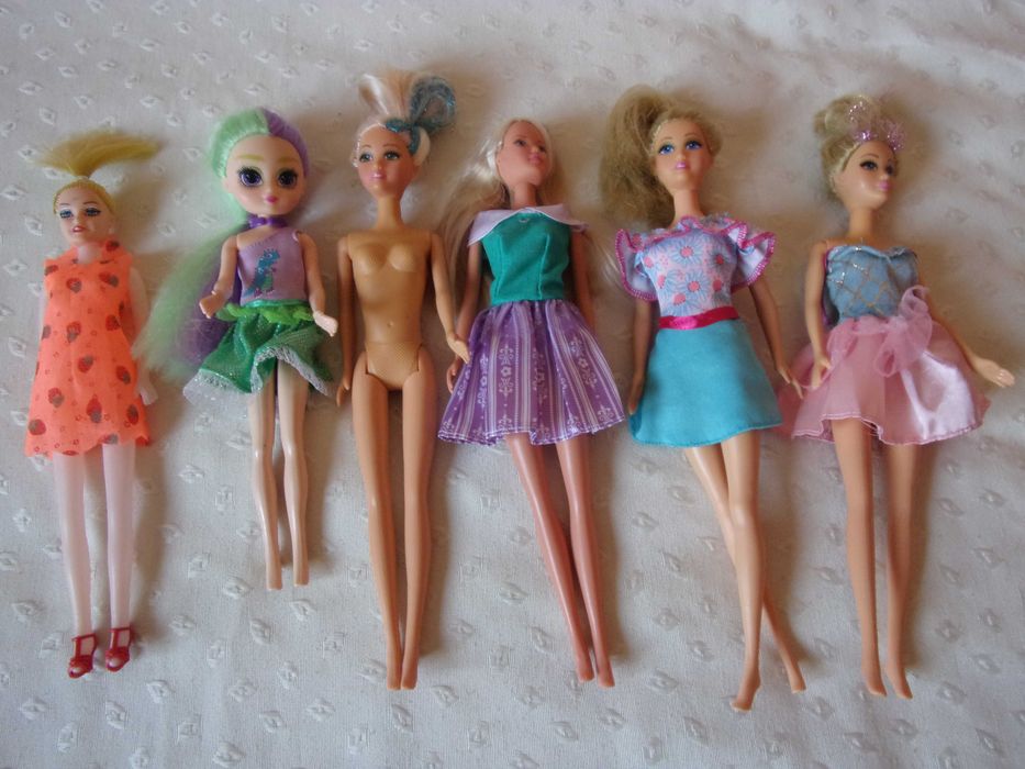 zestaw 5 laleczek typu barbie