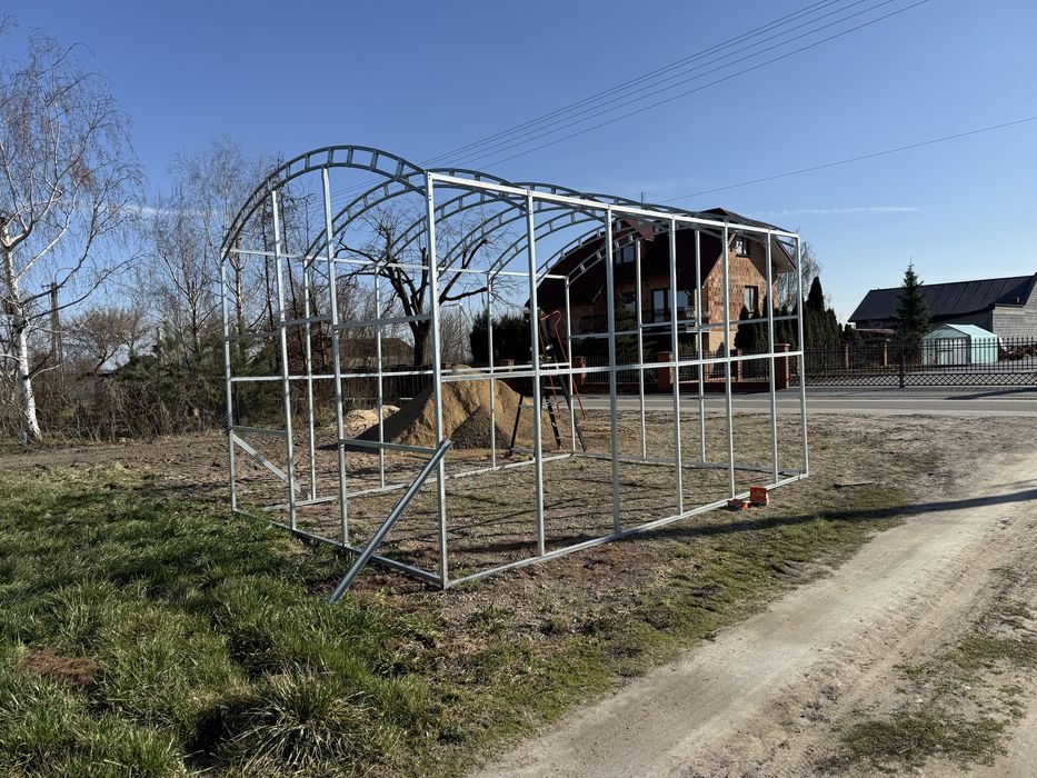 Szklarnia, wiata. Konstrukcja stalowa