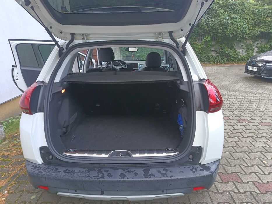Peugeot 2008 1,2 bogata wersja