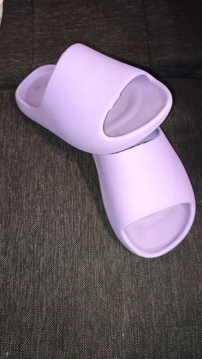 Fioletowe klapki z pianki 32-33