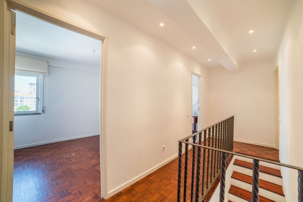 Venda Apartamento Duplex T3 - Algueirao Mem Martins